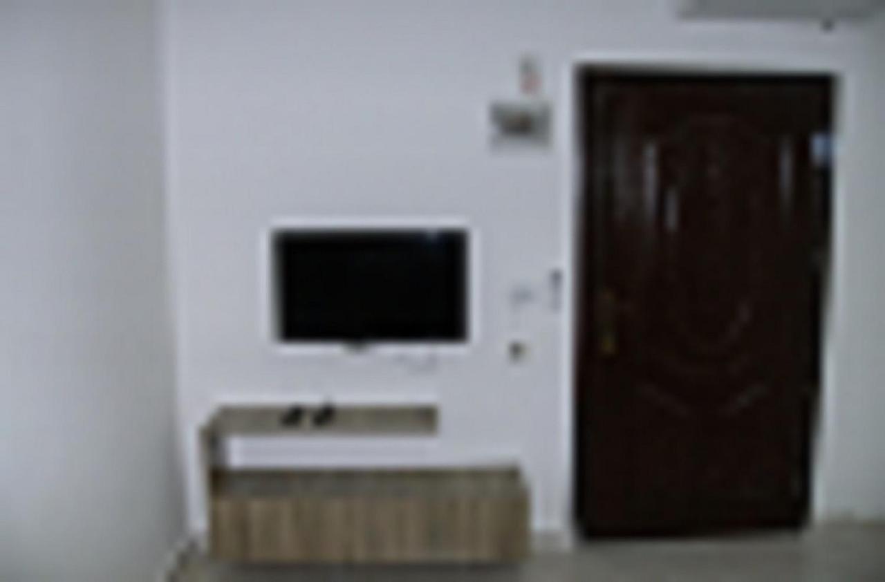 Faraseen Apartments Al Qastal Exterior foto