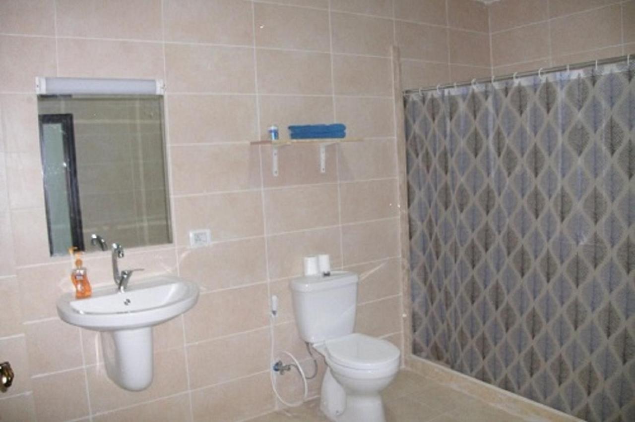 Faraseen Apartments Al Qastal Exterior foto